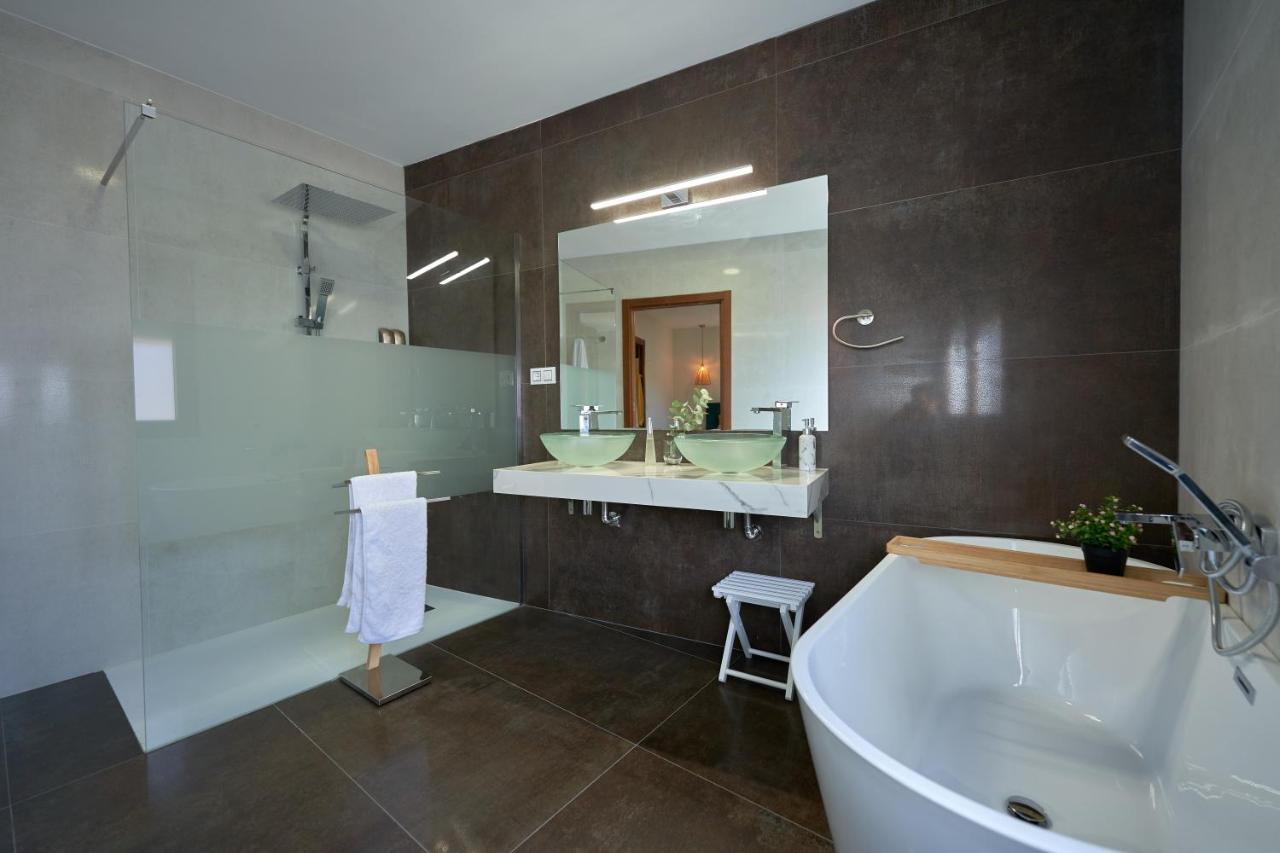 Duplex Casa De Las Argollas Grand Suite Parking Gratis ปลาเซนเซีย ภายนอก รูปภาพ